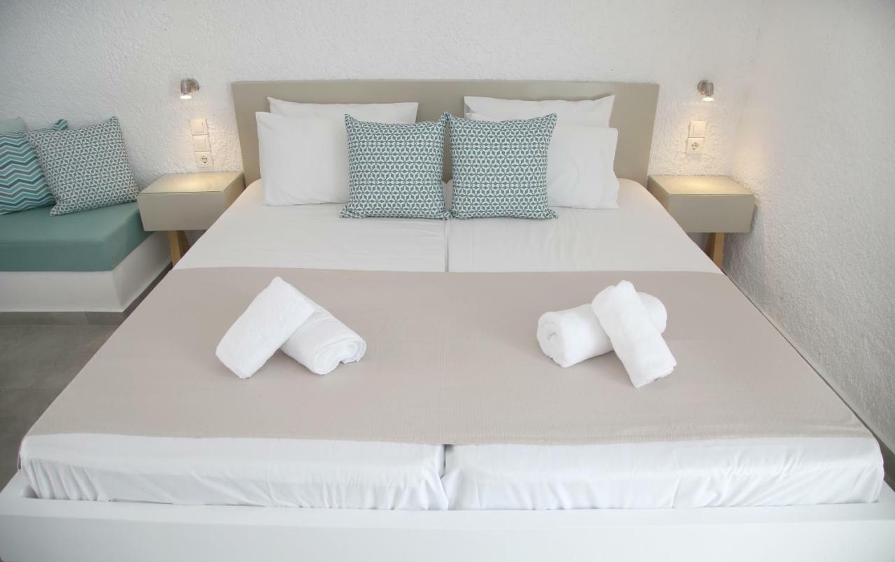 Blue Ocean Apartments Makrýgialos Extérieur photo