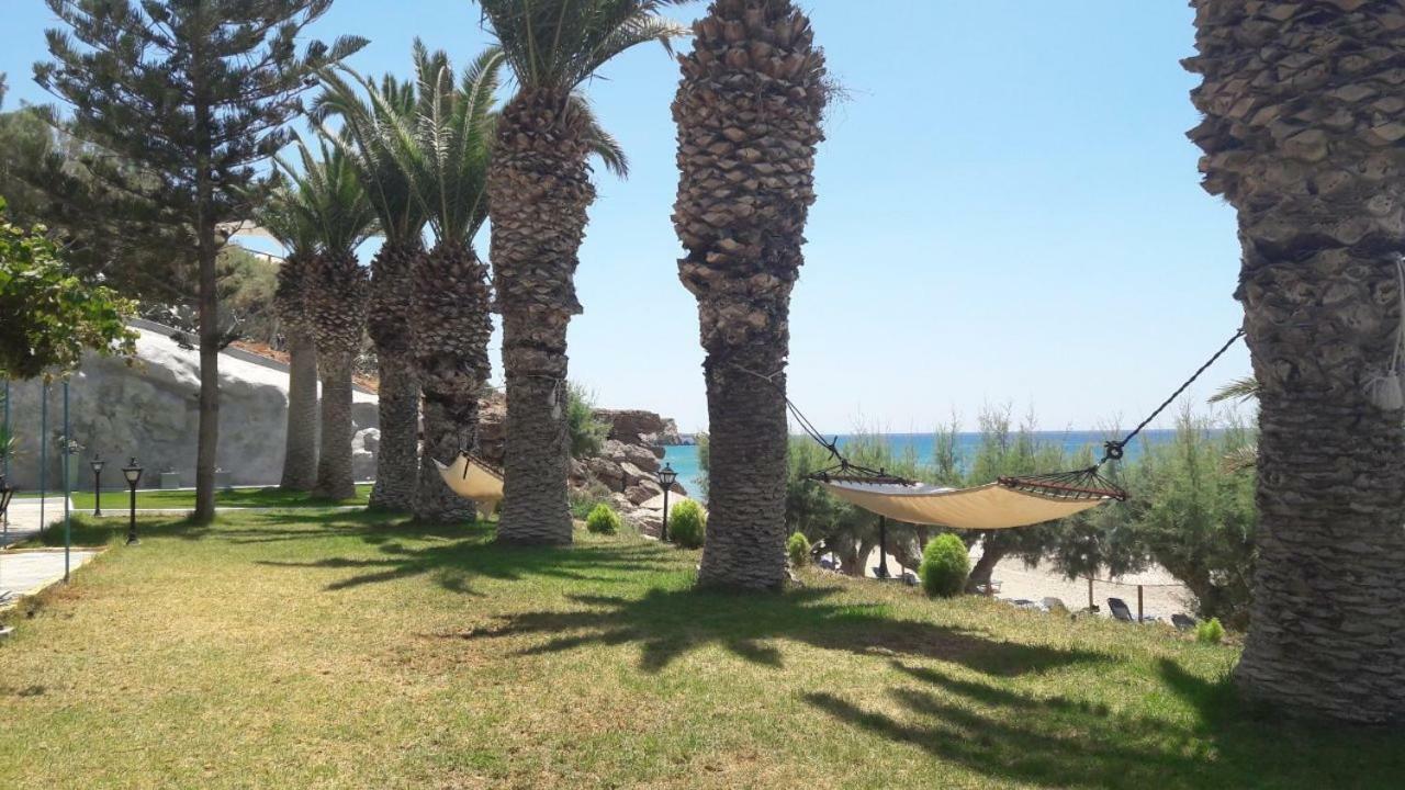 Blue Ocean Apartments Makrýgialos Extérieur photo